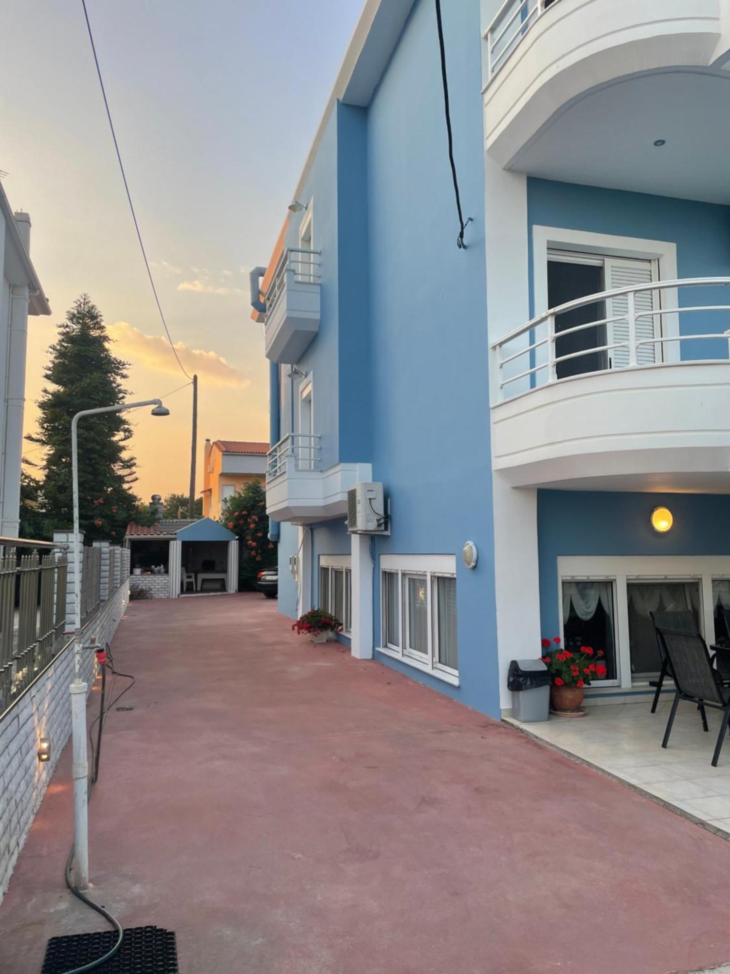 Dionisos Hotel Митикас Екстериор снимка