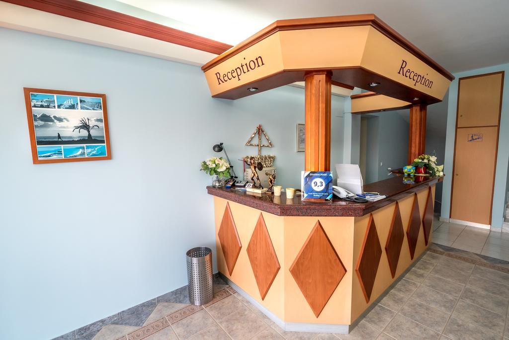 Dionisos Hotel Митикас Екстериор снимка